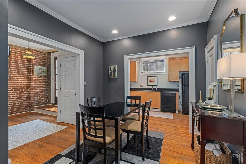 155 3rd Street NE 12