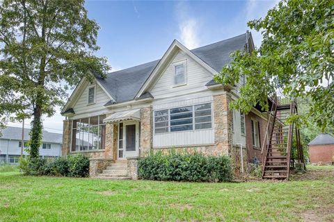 2999 ROOSEVELT Highway Atlanta GA 30337