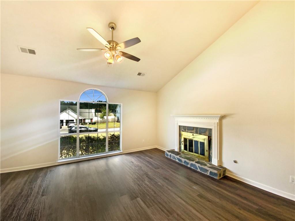 810 River Valley Drive