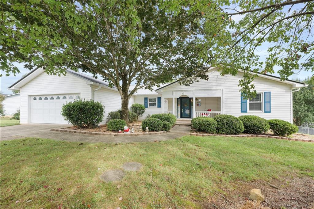 Photo 1 of 40 — 3940 Summit Chase, Gainesville, GA 30506