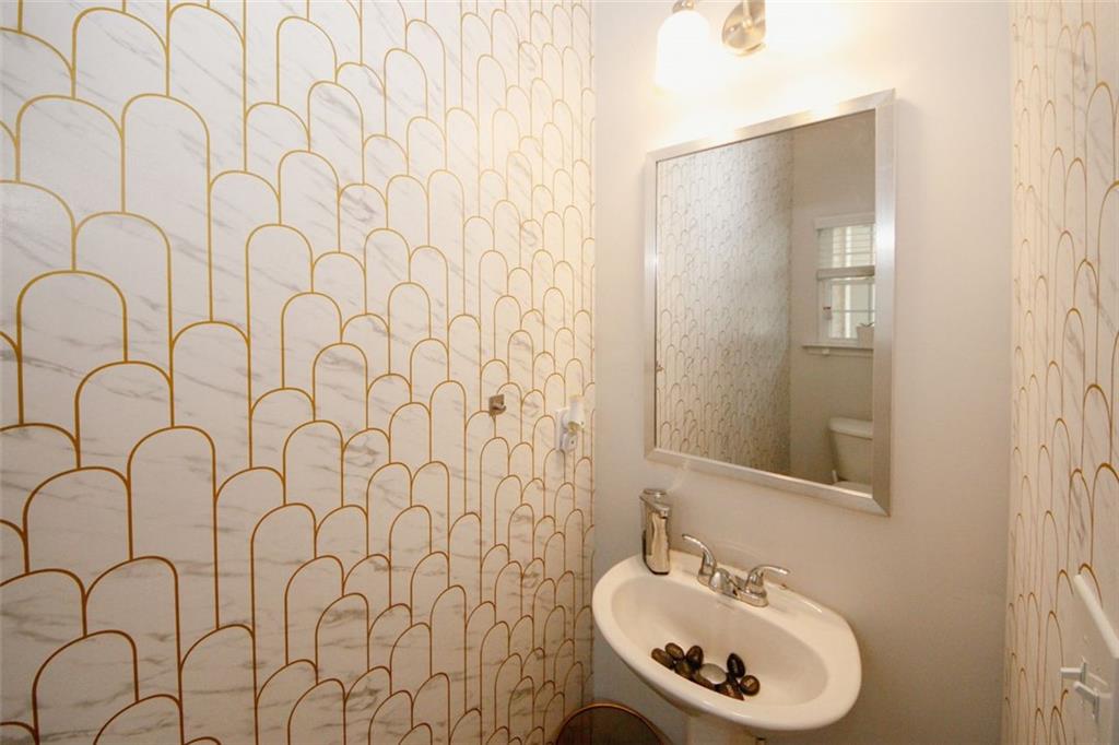 10162 Benton Woods Drive, Covington, Georgia image 3
