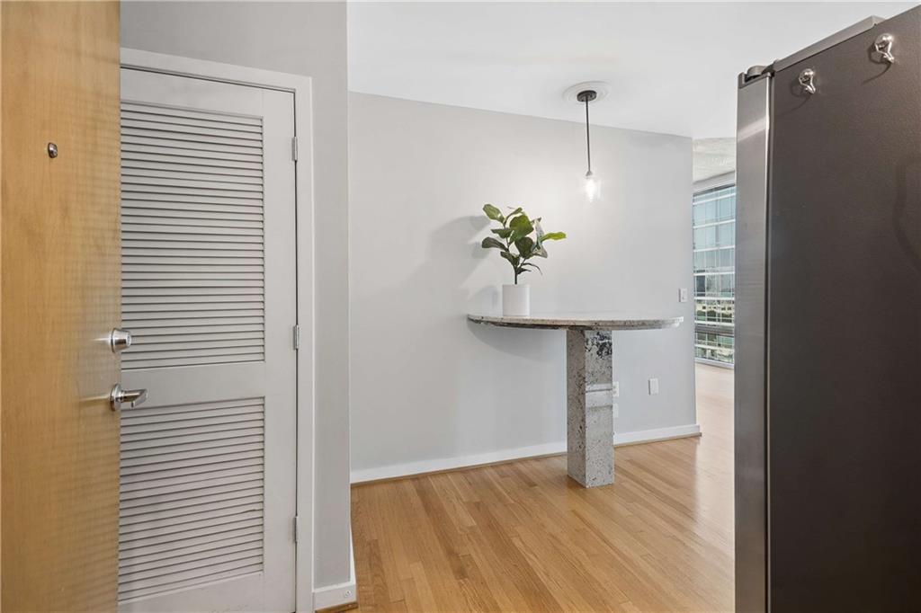 923 Peachtree Street NE 1332