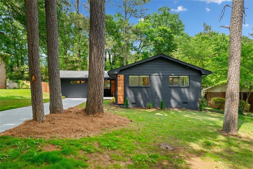 3964 Gretna Green Drive, Decatur, Georgia image 3