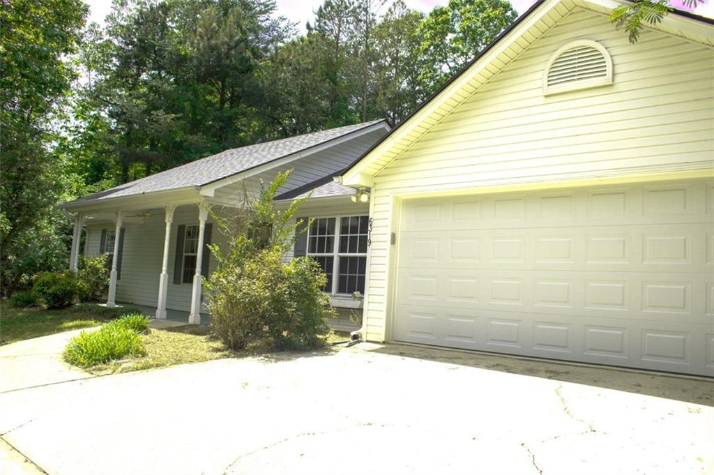 6319 River Plantation Drive, Lula, Georgia image 2