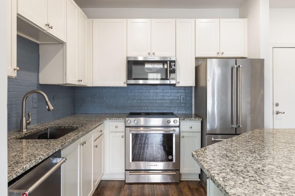 840 United Avenue SE 415