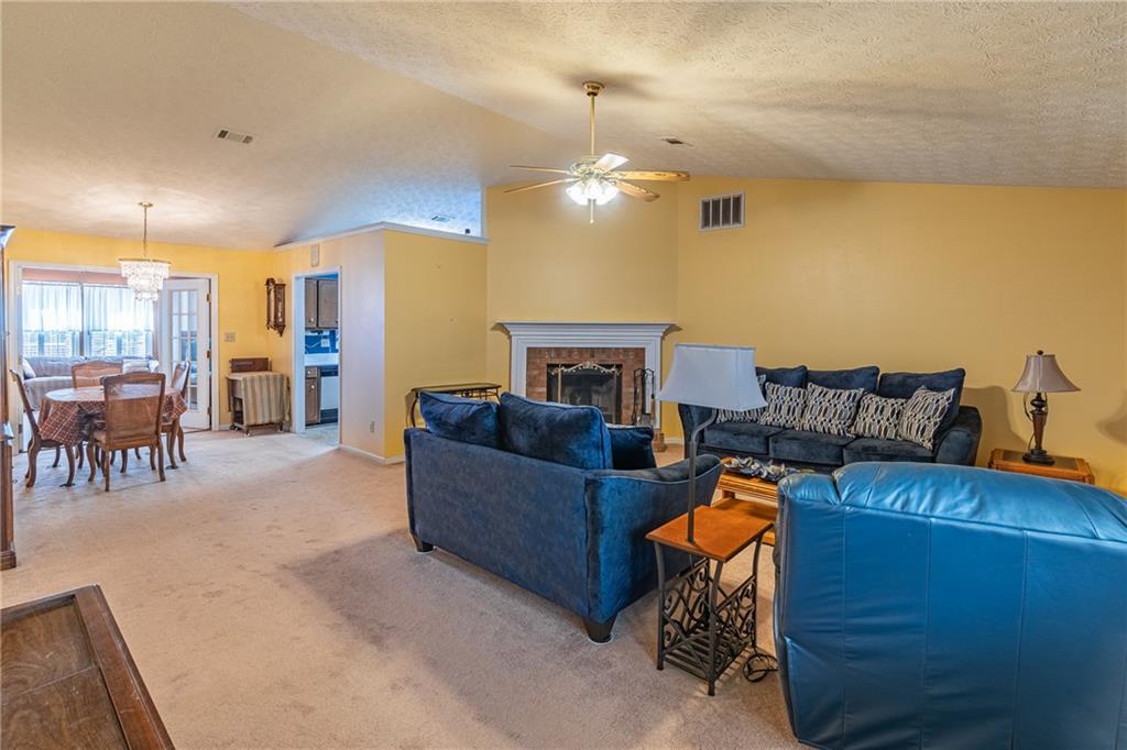 515 Sunnyhill Drive, Jonesboro, Georgia image 6