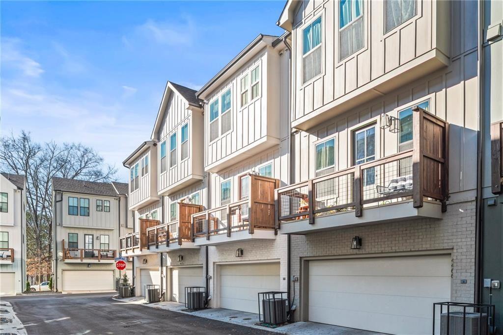 4462 Dandelion Lane