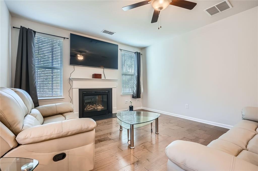 115 Laurelwood Lane