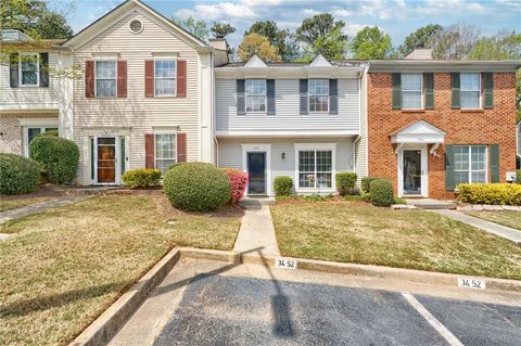 Townhouse For Sale - 3452 Washington Way<br/> Atlanta, GA 30340