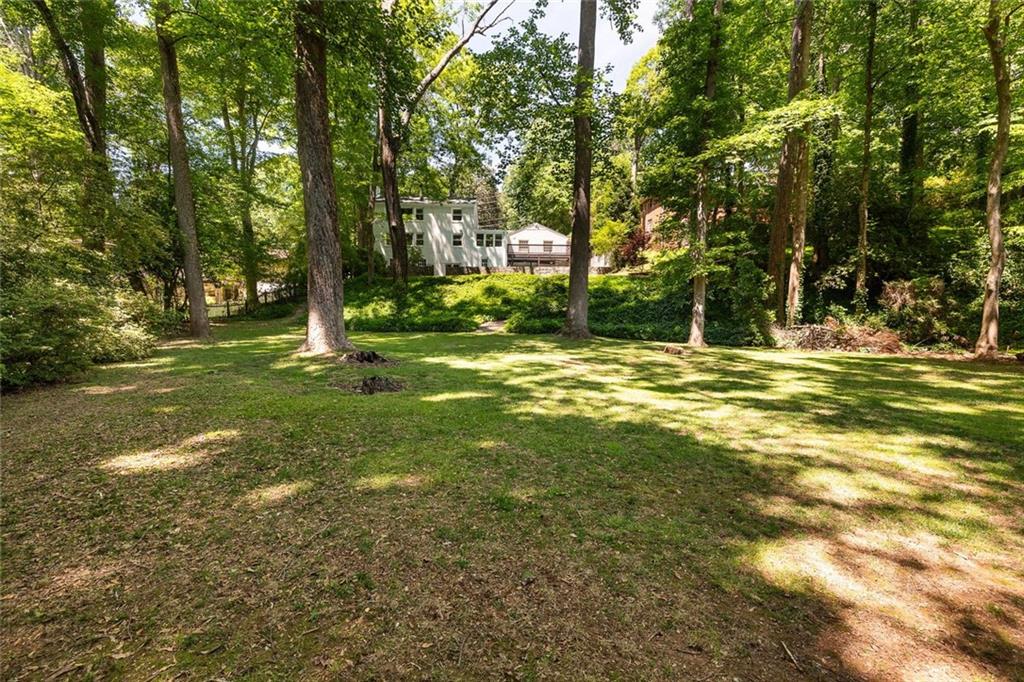 445 Forest Hills Drive NE