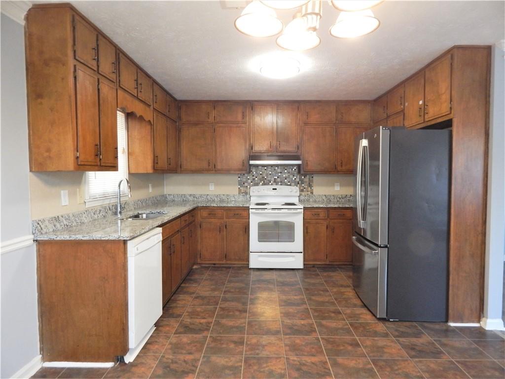 Murrell Estates - Residential Lease