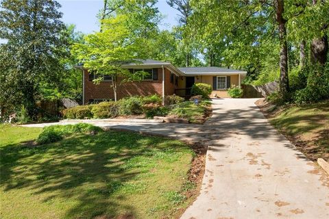 Photo of 4035 Brookcrest Circle, Decatur, GA 30032 (MLS # 7700279)