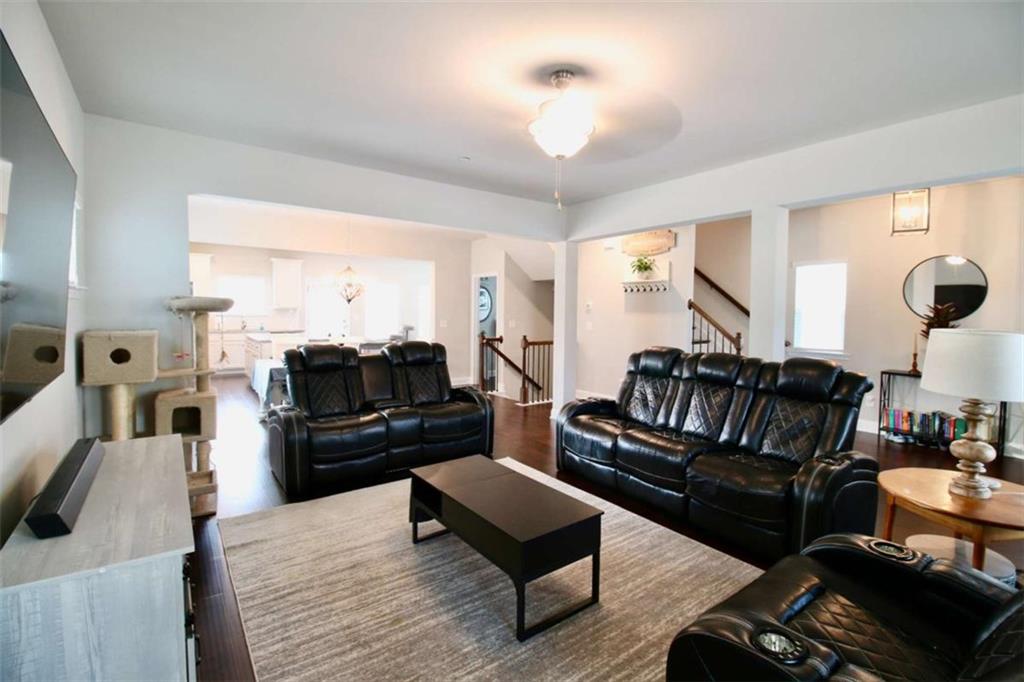 166 Fender Walk, Marietta, Georgia image 3