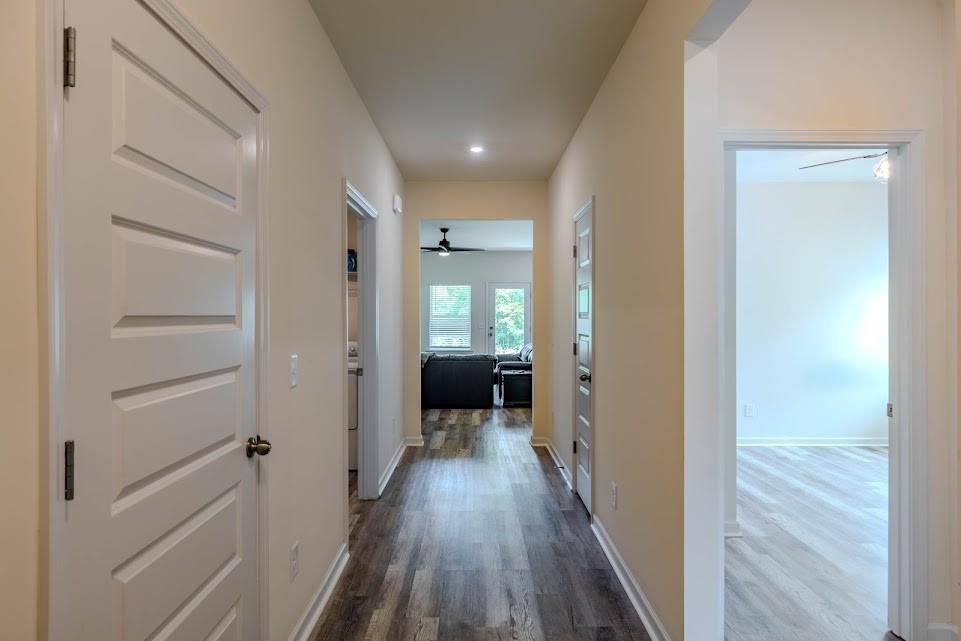 3 Oak Ridge Court NE
