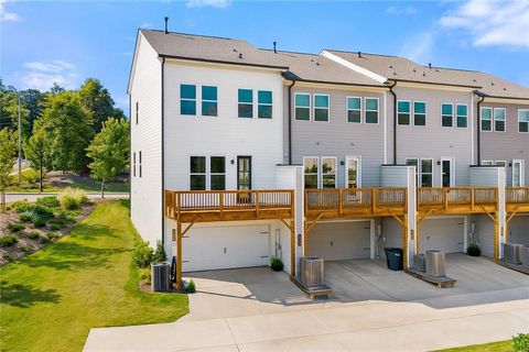 Carlton North Townhomes in Sugar Hill, GA