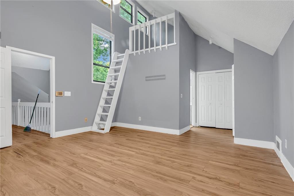 Fox Hills - Residential