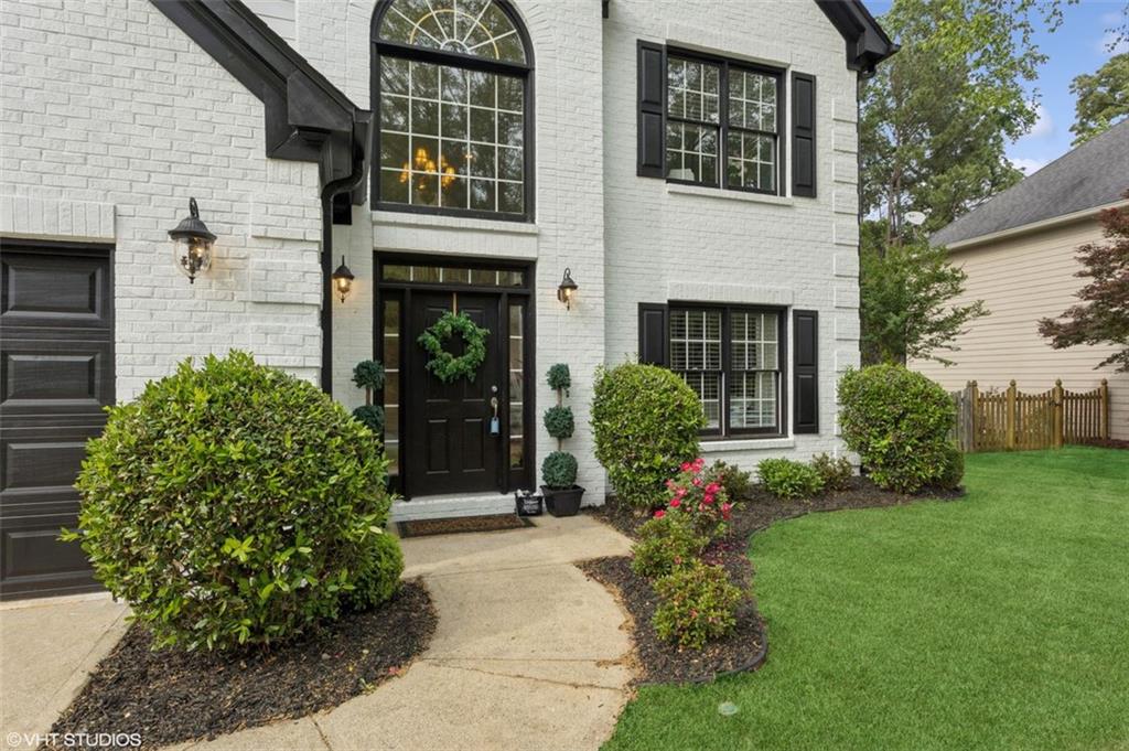 230 BLUFF OAK Drive