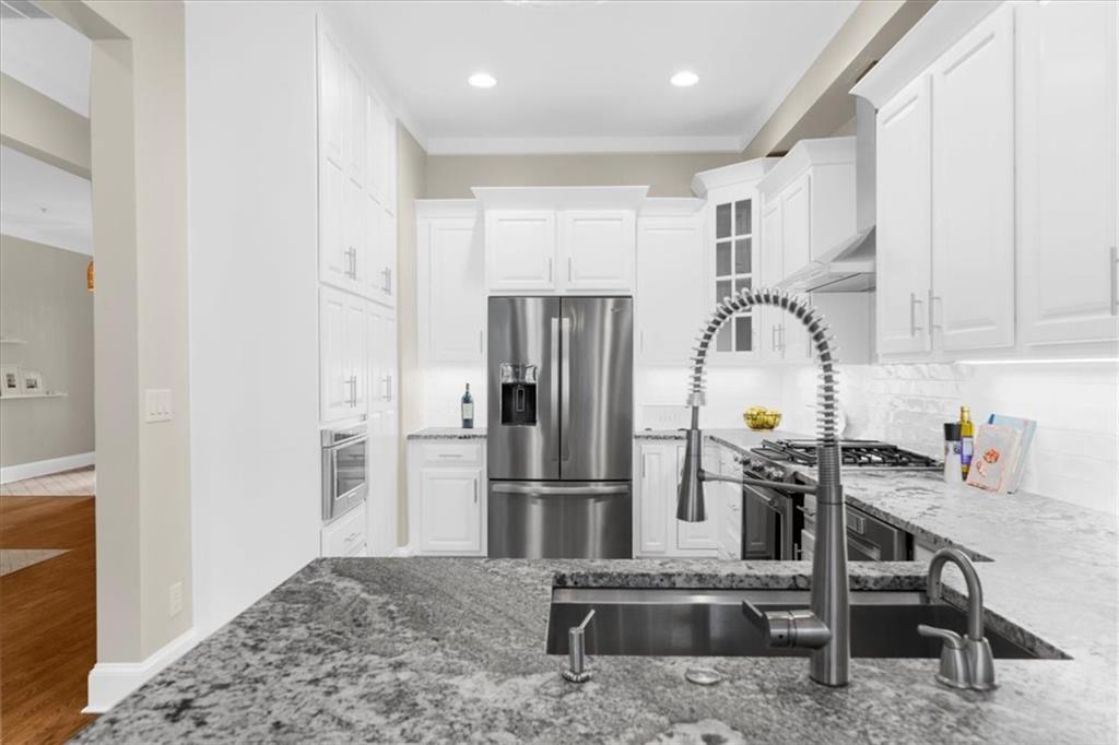 Academy Park - Residential