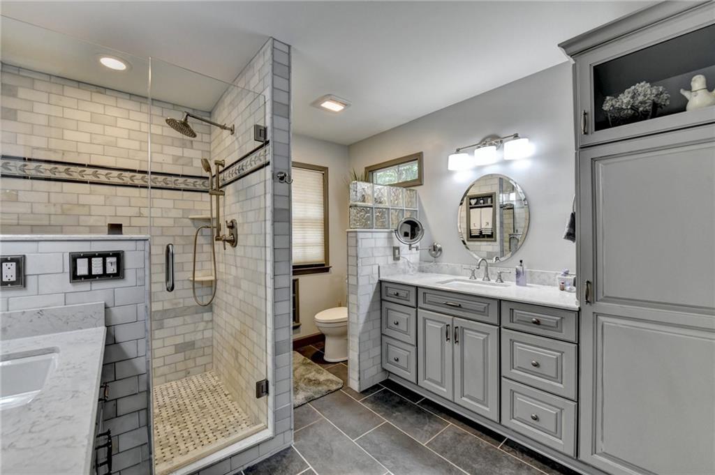 4006 N Berkeley Lake Road NW