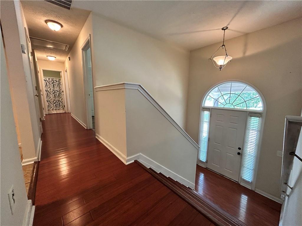 375 Sapphire Bend