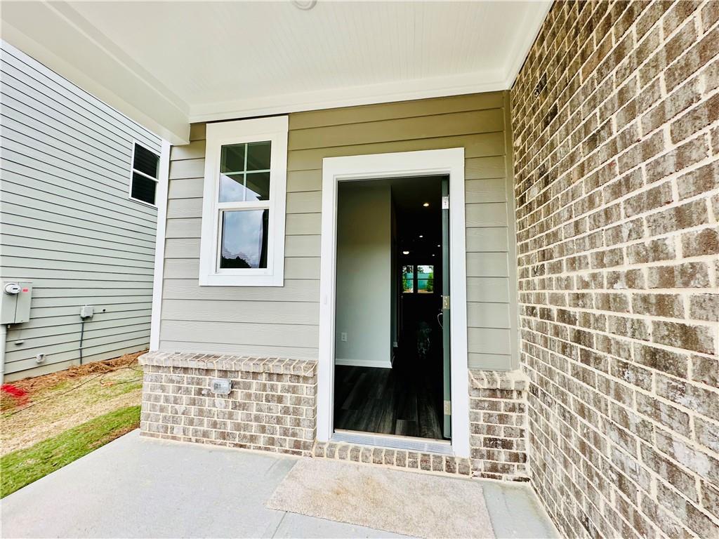 4495 Buttonwood Lane, Lilburn, Georgia image 3