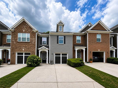 Townhouse For Rent - 4922 Sherwood Way<br/> Cumming, GA 30040