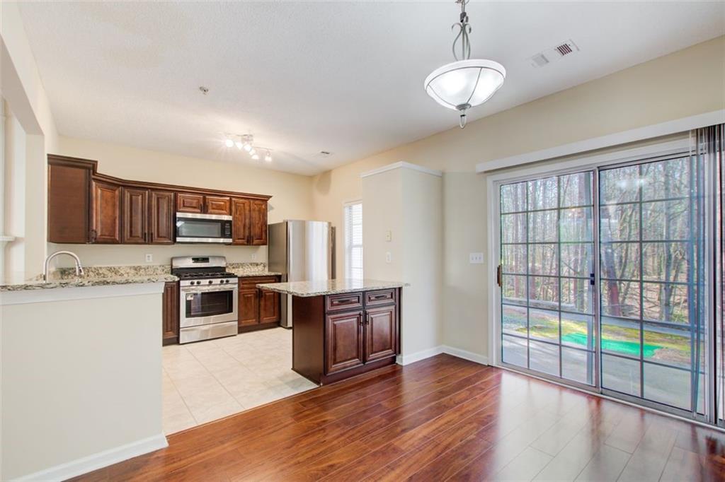 2075 Whitestone Place, Alpharetta, Georgia image 9