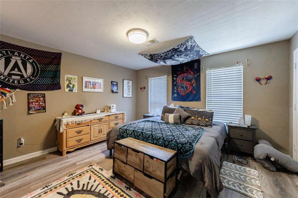 105 River Drive N