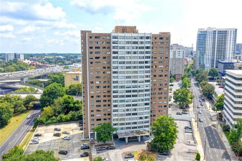 Condo For Sale - 215 Piedmont Avenue #1009<br/> Atlanta, GA 30308