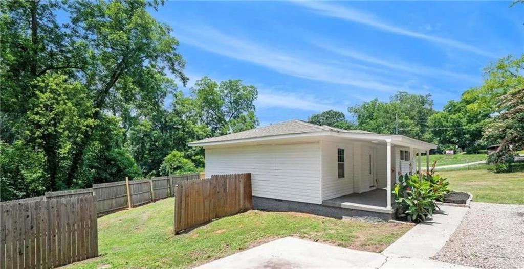 3132 Lunsford Circle, Covington, Georgia image 3