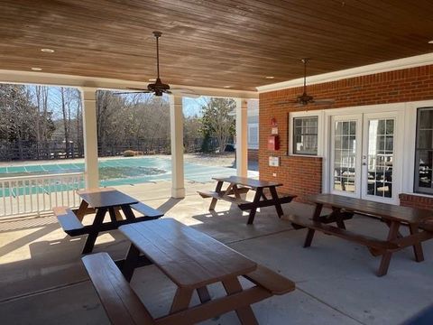 A home in Powder Springs