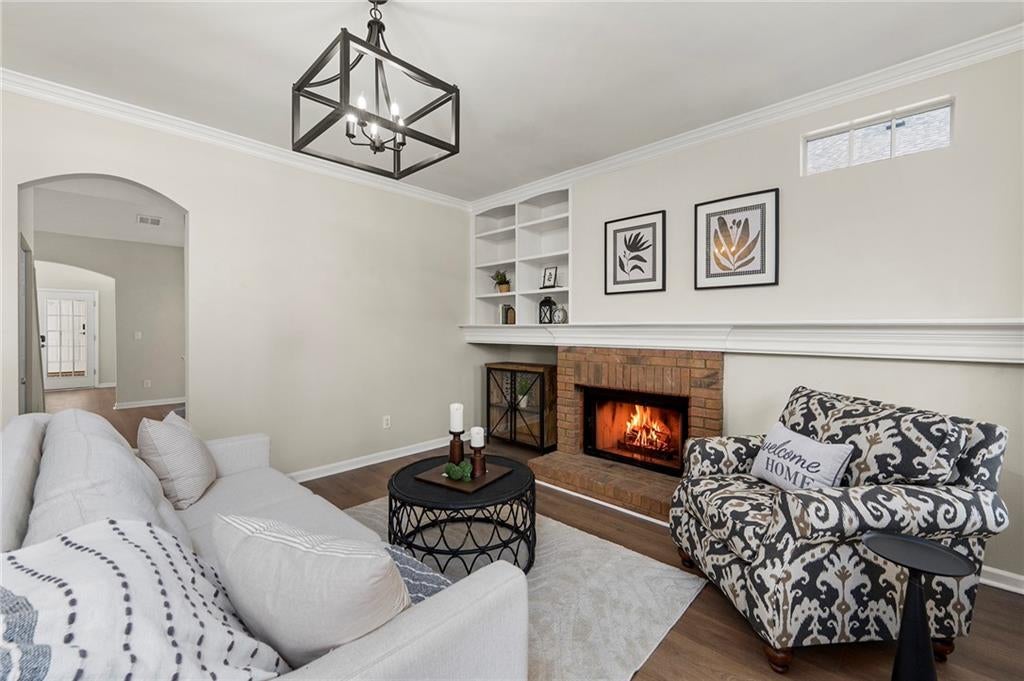 312 Pinehurst Way