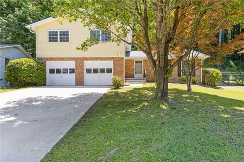 Homes For Sale - 2461 Woodside Way<br/> Dekalb County, Atlanta, GA 30341