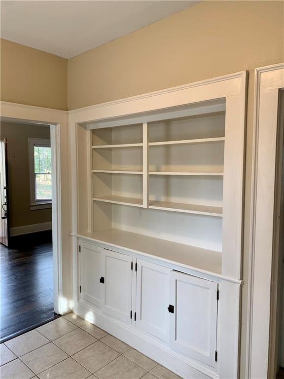 293 Springdale Drive NE