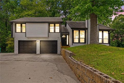 Homes For Sale - 1030 Chapman Lane<br/> Dekalb County, Stone Mountain, GA 30088
