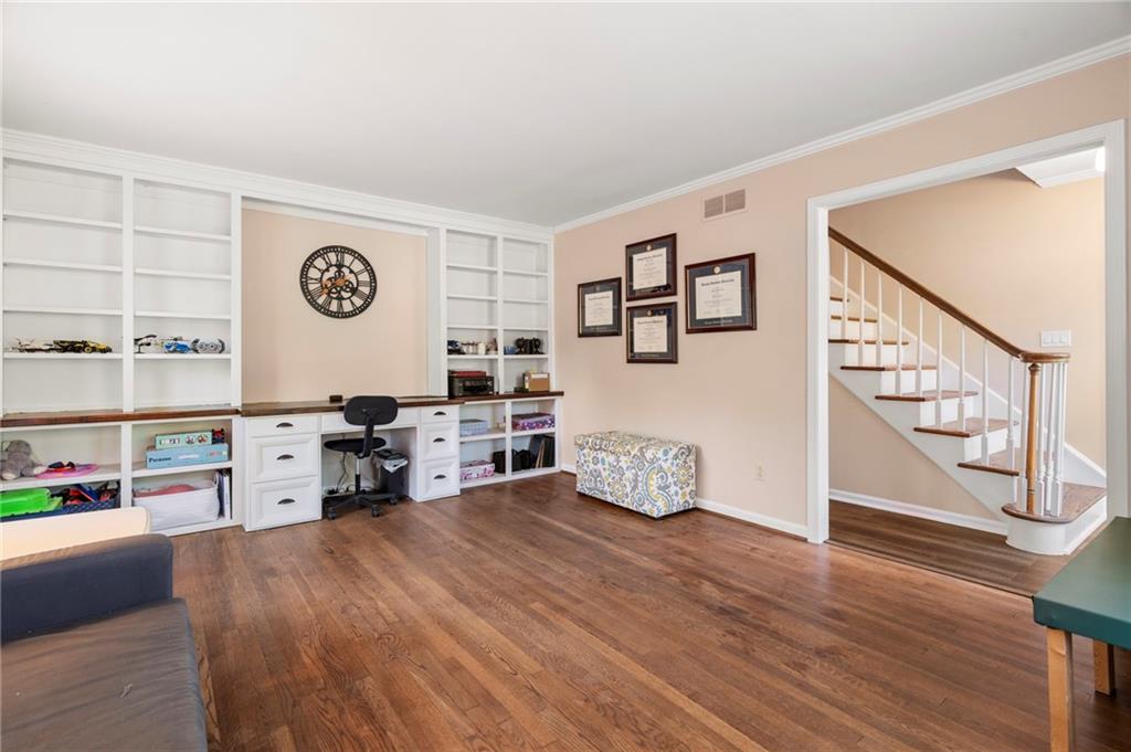 4379 Bonaparte Drive
