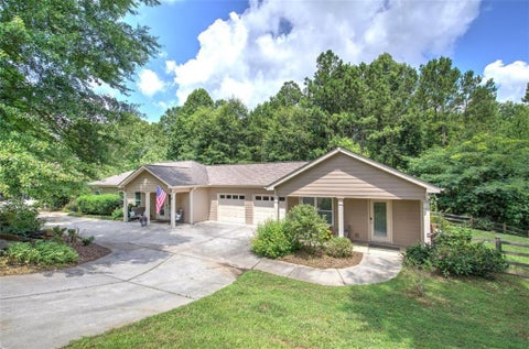 Homes For Sale - 149 Dabbs Bridge Road<br/> Dallas, GA 30132