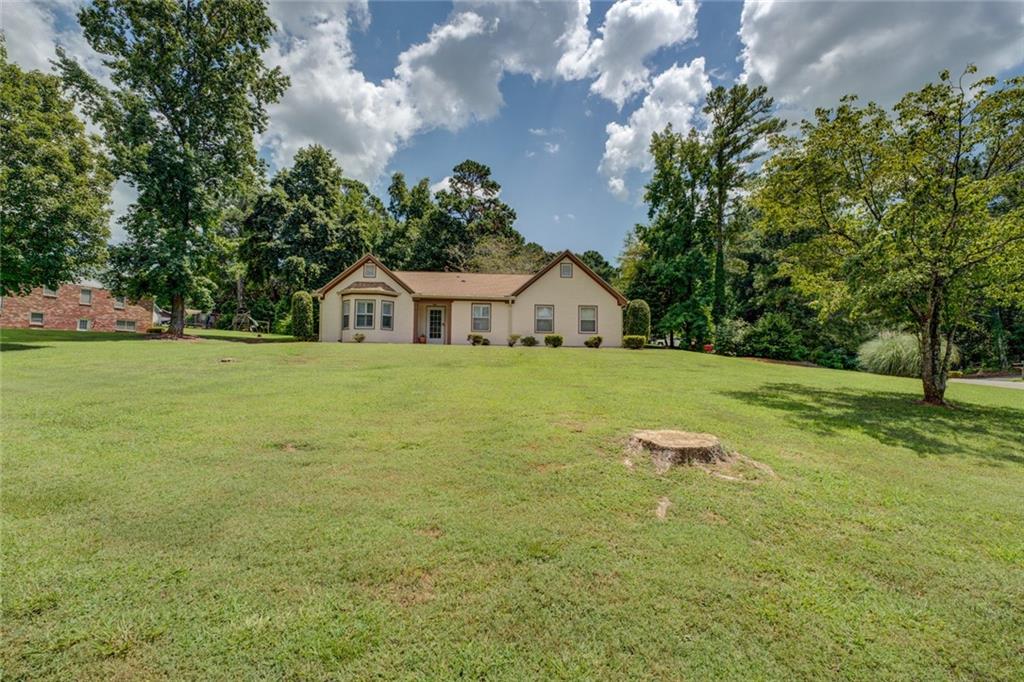 4938 Lake Forest Dr