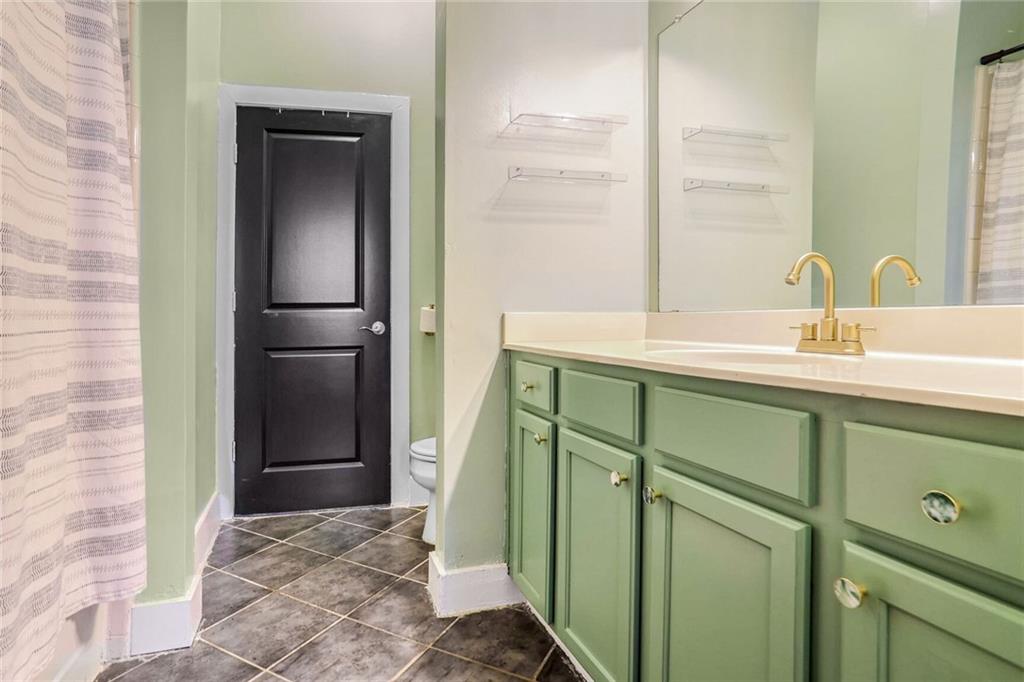 HILL STREET LOFT - Residential