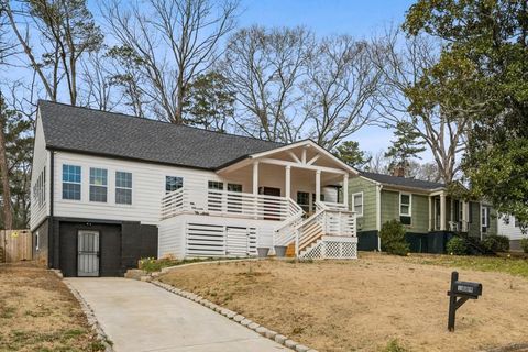 Photo of 1889 Broadwell Street SW, Atlanta, GA 30310 (MLS # 7726535)
