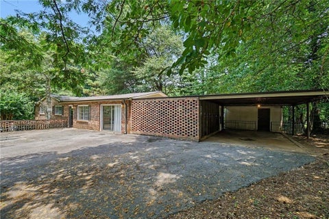 Homes For Sale - 1415 Sycamore Drive<br/> Cobb County, Kennesaw, GA 30152