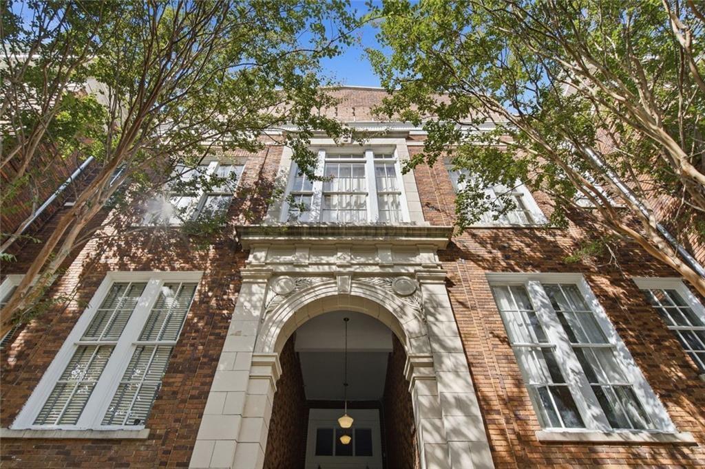 978 North Avenue NE 109