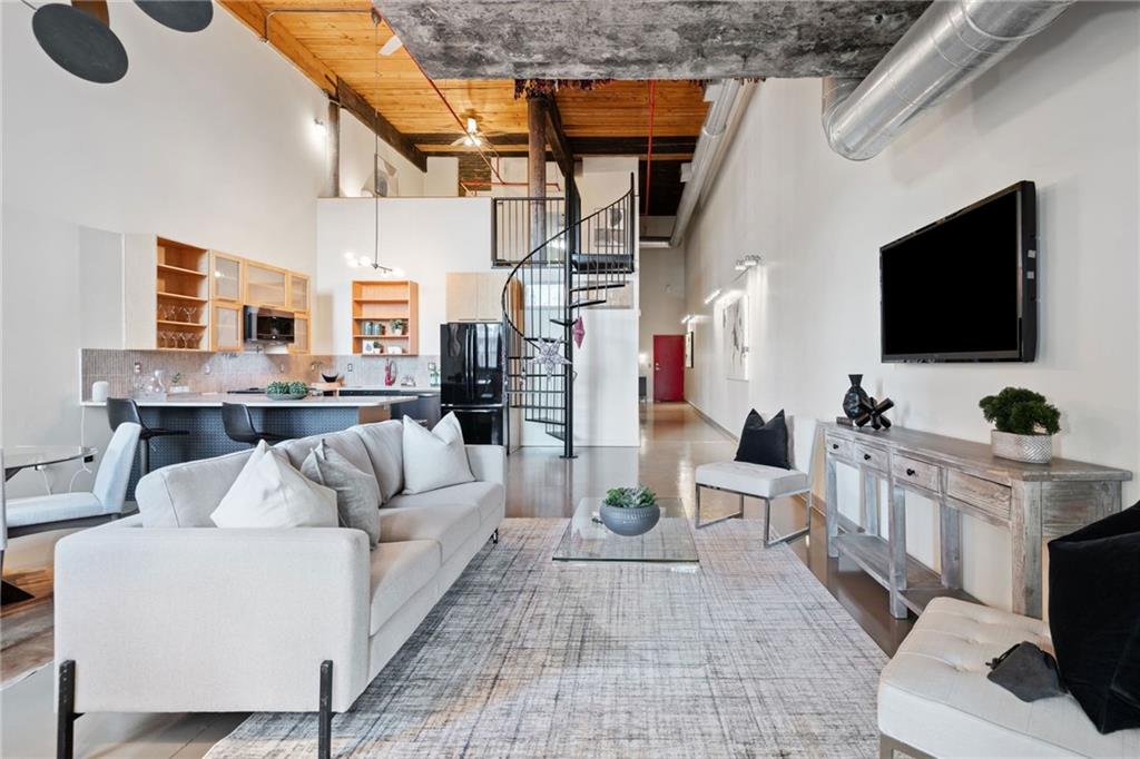 170 BOULEVARD SE E414