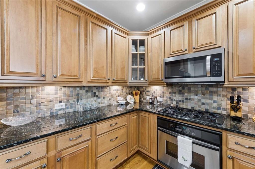 4905 Ivy Ridge Drive 103