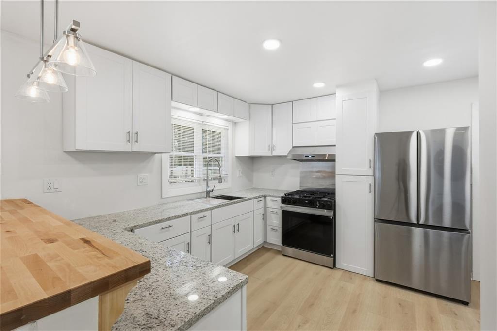 2281 Polar Rock Avenue SW