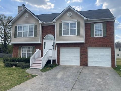 Homes For Sale - 2606 Duck Court<br/> Austell, GA 30106