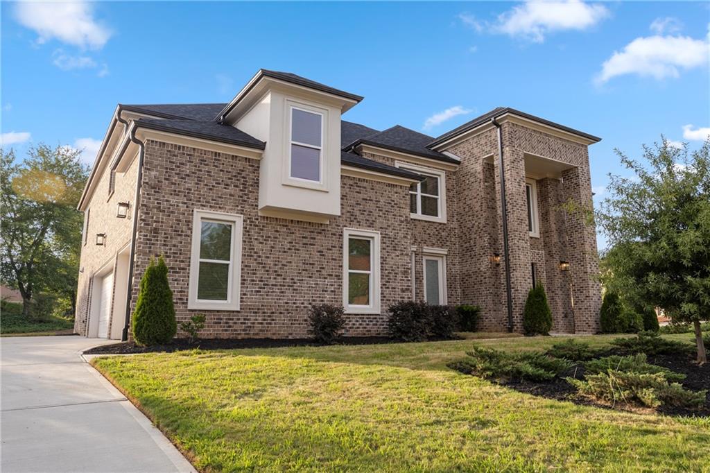 4628 Mossey Drive