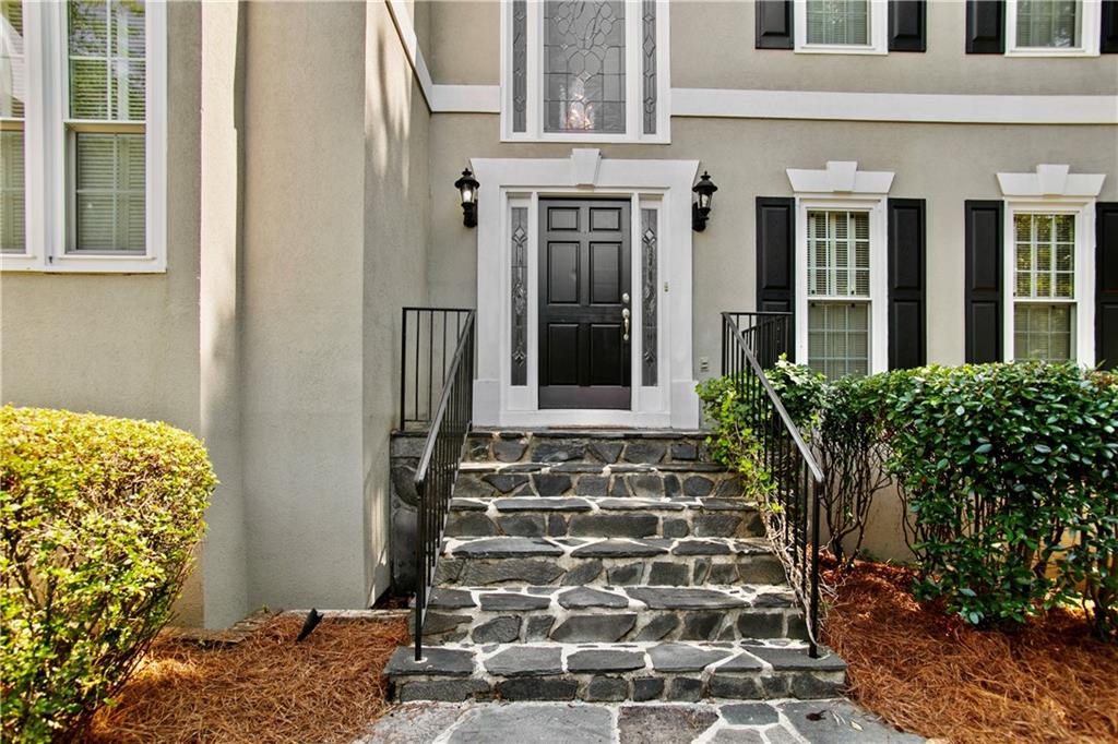 977 Marbury Court SW