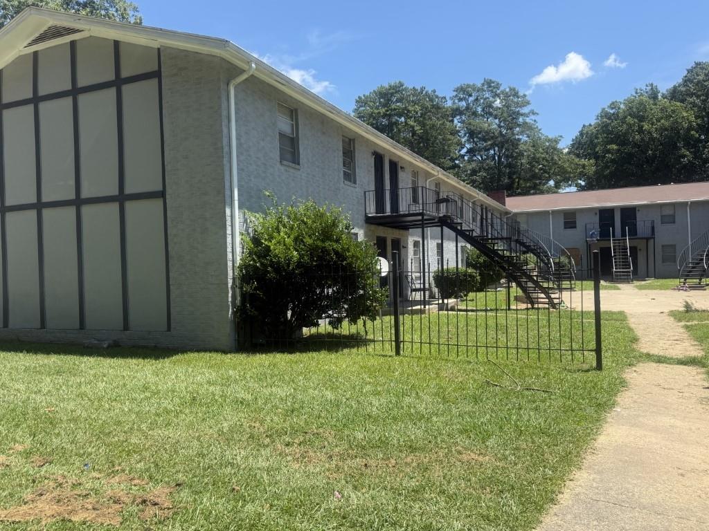 38 Fairburn Road SW