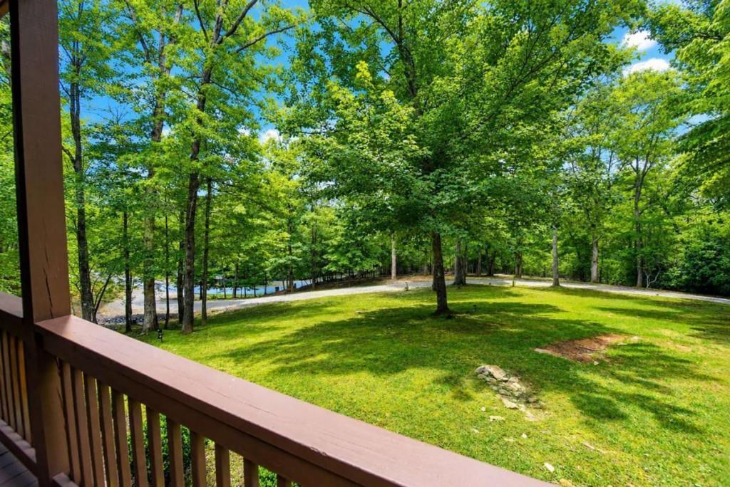 901 Stuart Mountain Road